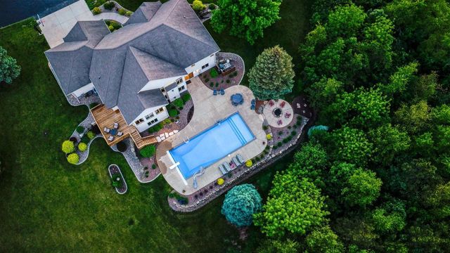 6128 Imperial Drive, Waunakee, WI 53597