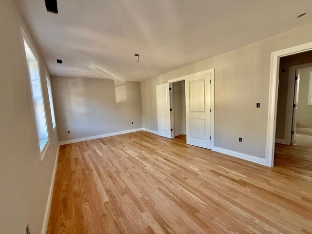 12 Shawsheen Rd, Billerica, MA 01821