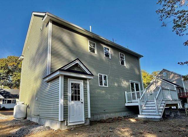 12 Shawsheen Rd, Billerica, MA 01821