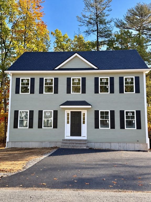 12 Shawsheen Rd, Billerica, MA 01821