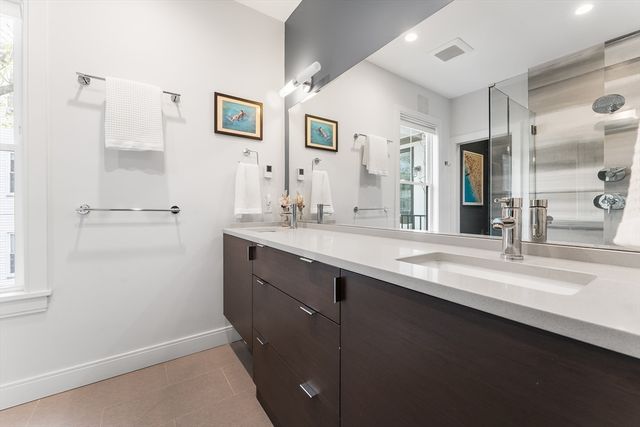 60 Carolina Ave 2, Boston, MA 02130