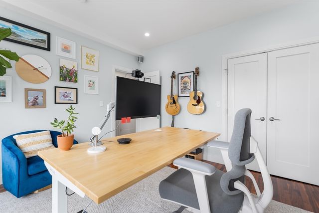 60 Carolina Ave 2, Boston, MA 02130