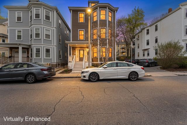 60 Carolina Ave 2, Boston, MA 02130