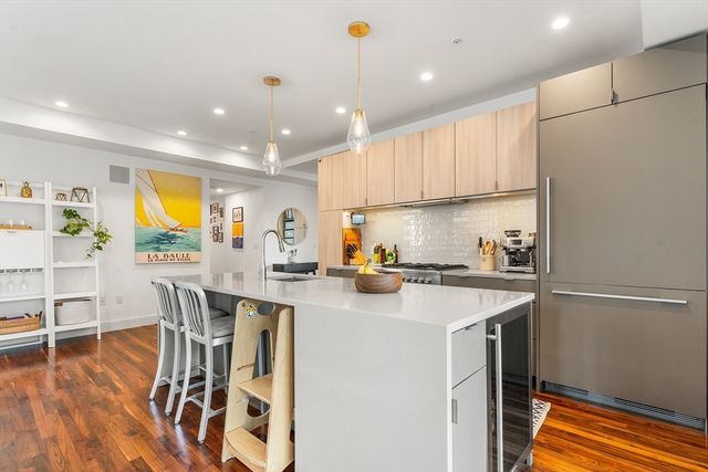 60 Carolina Ave 2, Boston, MA 02130