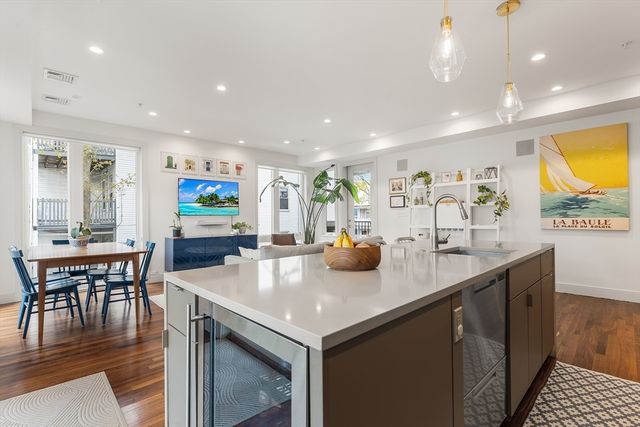 60 Carolina Ave 2, Boston, MA 02130