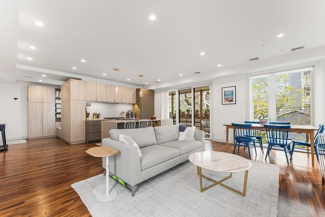 60 Carolina Ave 2, Boston, MA 02130