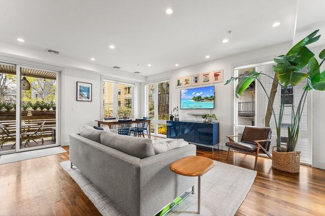 60 Carolina Ave 2, Boston, MA 02130