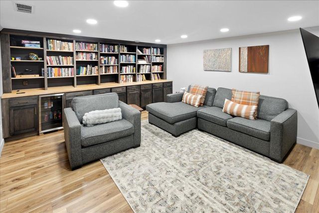 2901 Dorman Avenue, Minneapolis, MN 55406