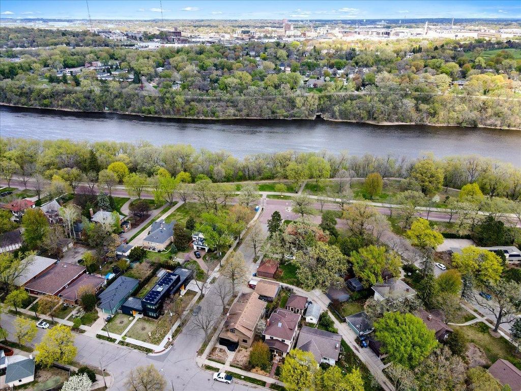 2901 Dorman Avenue, Minneapolis, MN 55406