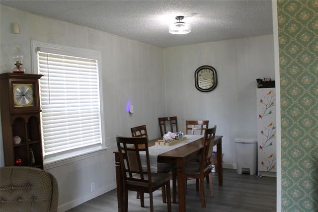 209 S Ruth Avenue, Shawnee, OK 74801