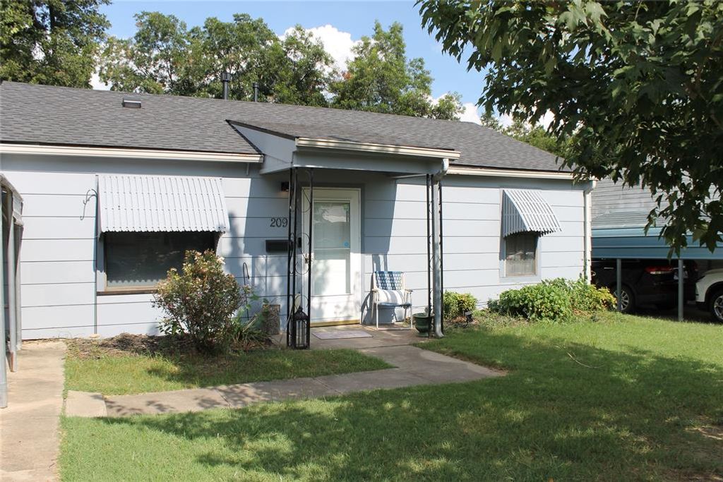 209 S Ruth Avenue, Shawnee, OK 74801