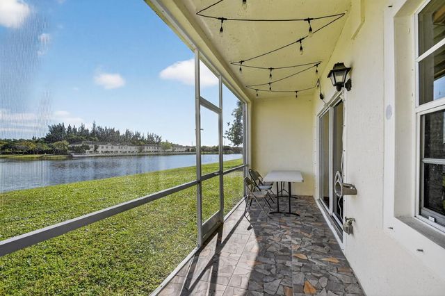 4322 Emerald Vista, Lake Worth, FL 33461