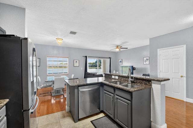 4322 Emerald Vista, Lake Worth, FL 33461