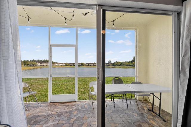 4322 Emerald Vista, Lake Worth, FL 33461