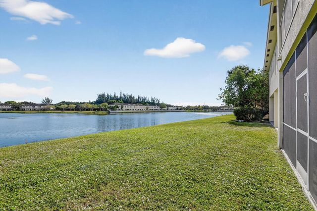 4322 Emerald Vista, Lake Worth, FL 33461