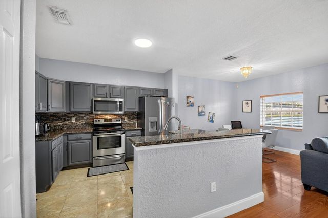 4322 Emerald Vista, Lake Worth, FL 33461