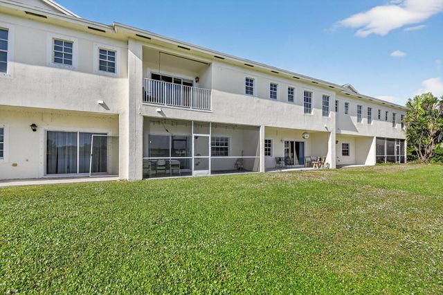 4322 Emerald Vista, Lake Worth, FL 33461