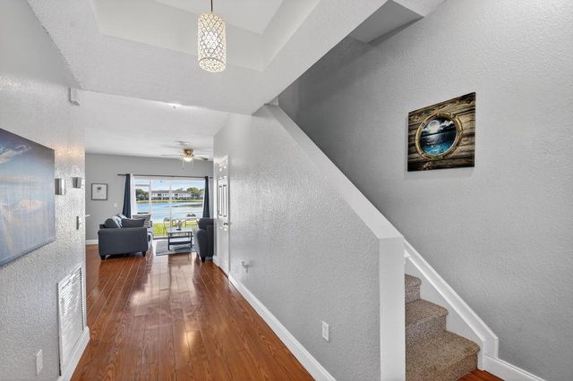 4322 Emerald Vista, Lake Worth, FL 33461