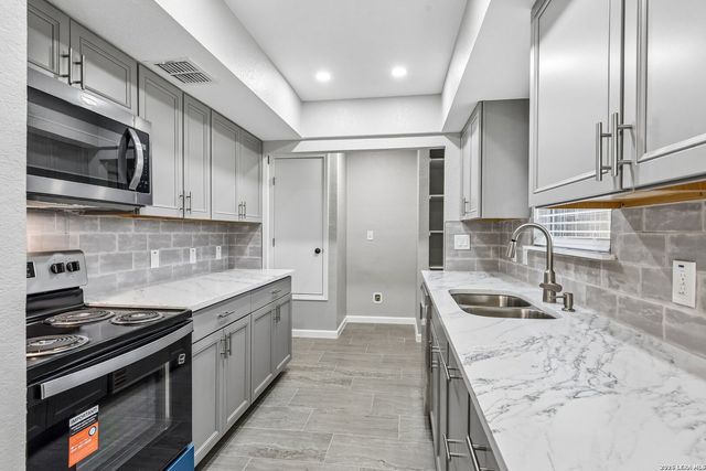2134 Cedar Run, San Antonio, TX 78245