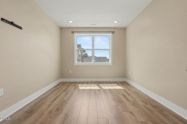 608 Barbour Farm Lane, Four Oaks, NC 27524