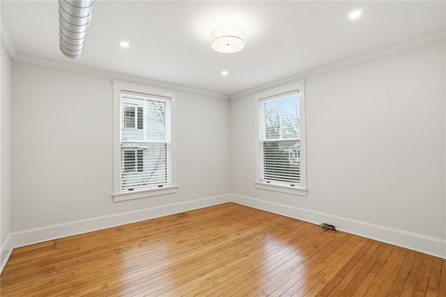 82 High Street 1S, Bristol, RI 02809