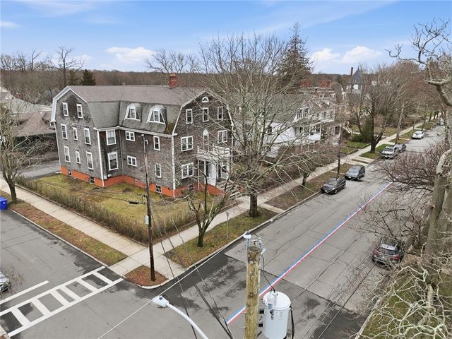 82 High Street 1S, Bristol, RI 02809