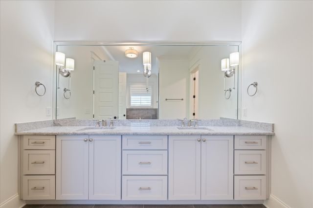 4174 Old Light Cir, Arrington, TN 37014