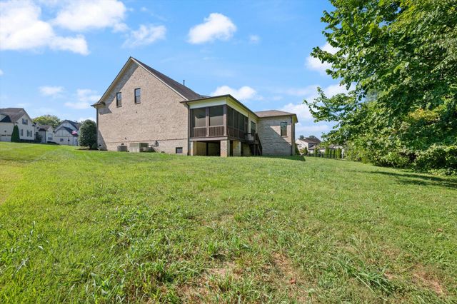 4174 Old Light Cir, Arrington, TN 37014