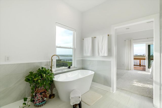 3815 Mitote Drive, Galveston, TX 77554