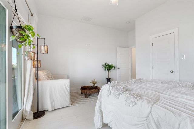 3815 Mitote Drive, Galveston, TX 77554