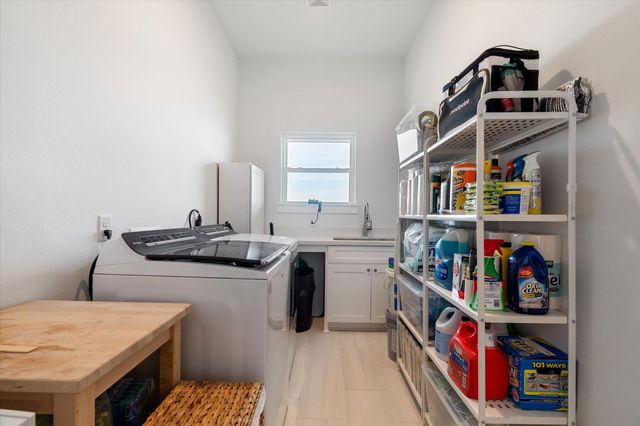 3815 Mitote Drive, Galveston, TX 77554