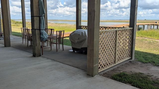 3815 Mitote Drive, Galveston, TX 77554
