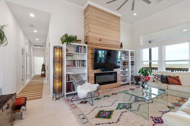 3815 Mitote Drive, Galveston, TX 77554