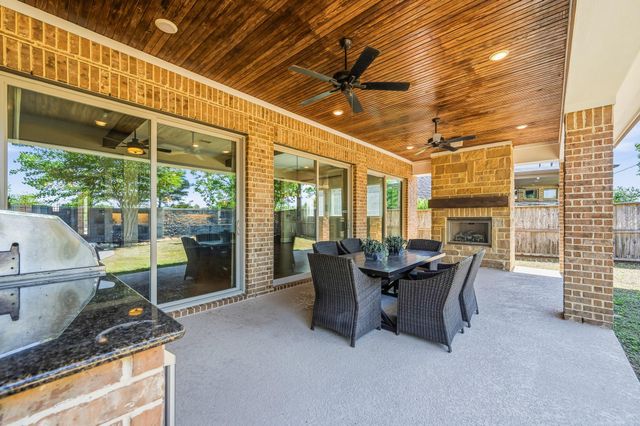 2418 Sandhill Crest Lane, Brookshire, TX 77423