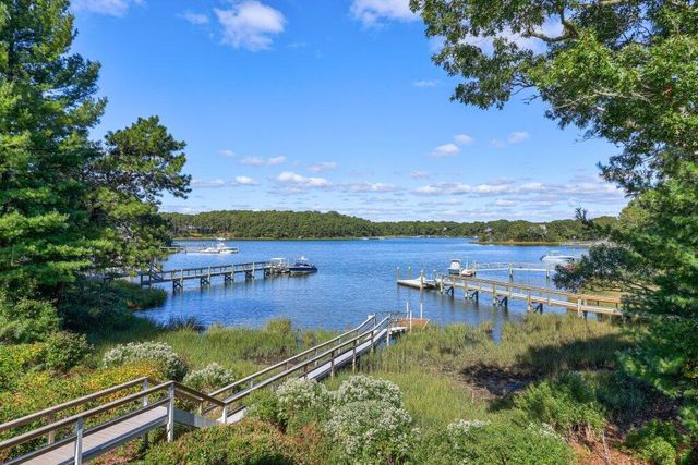 86 Summersea Road, Mashpee, MA 02649