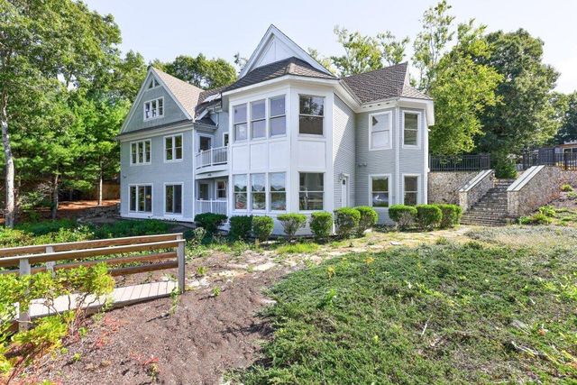 86 Summersea Road, Mashpee, MA 02649