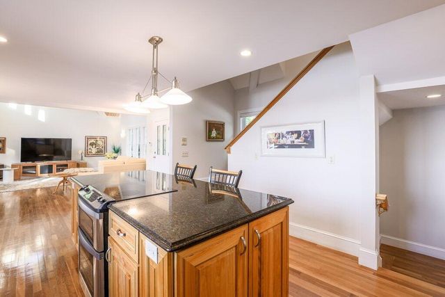 86 Summersea Road, Mashpee, MA 02649