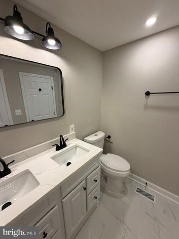 217 MARYLAND PARK, Capitol Heights, MD 20743