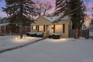 1647 Banbury Street, Birmingham, MI 48009