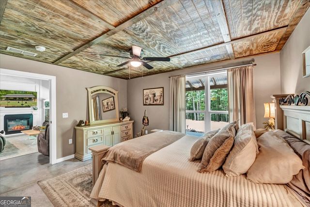 627 Johnstonville Road, Barnesville, GA 30204