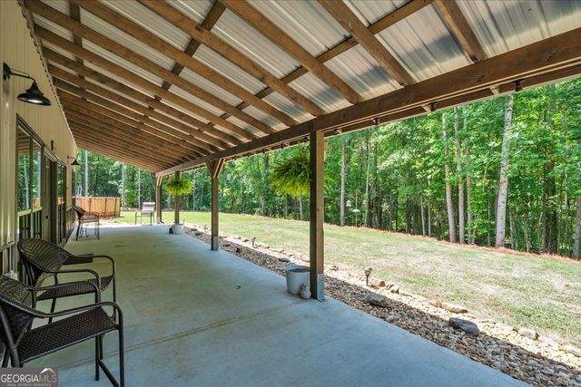 627 Johnstonville Road, Barnesville, GA 30204