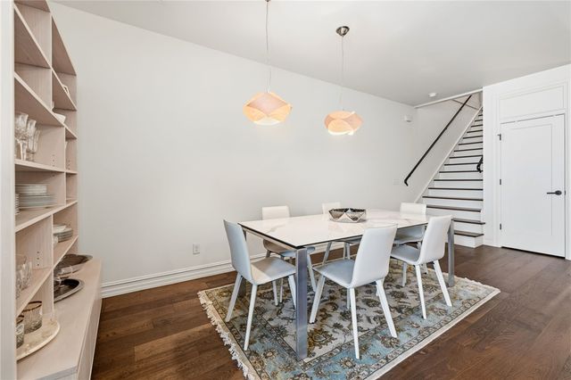 517 SE 6th Street, Bentonville, AR 72712