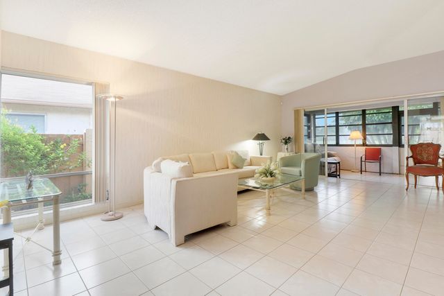 13759 Date Palm Court A, Delray Beach, FL 33484