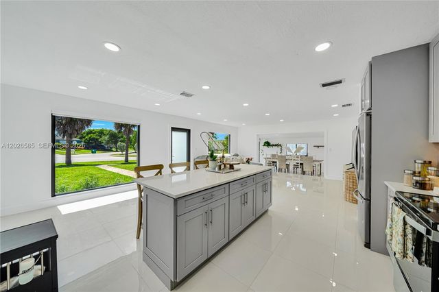 9265 Martinique Drive, Cutler Bay, FL 33189