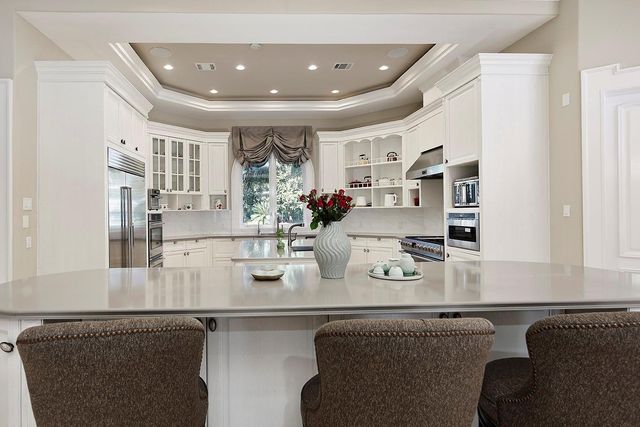 14 Electra Circle, The Woodlands, TX 77382