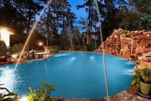 14 Electra Circle, The Woodlands, TX 77382
