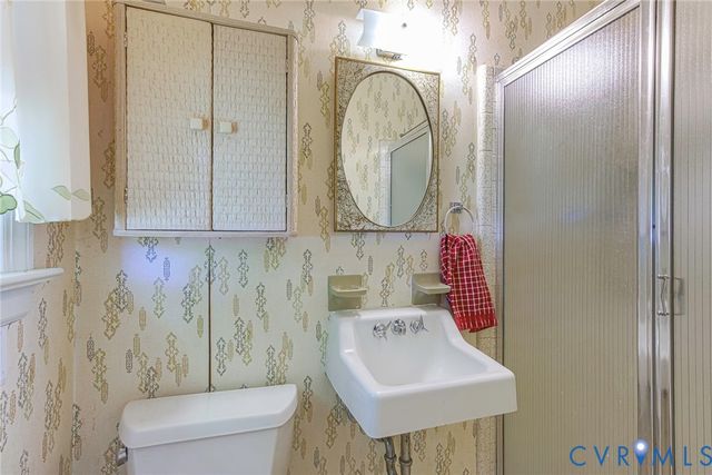 8403 Kaye Dr, Mechanicsville, VA 23116