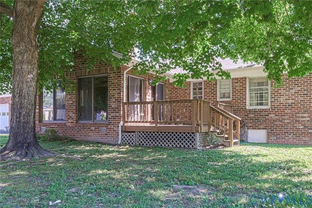8403 Kaye Dr, Mechanicsville, VA 23116