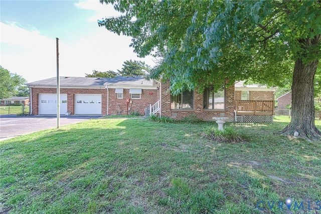 8403 Kaye Dr, Mechanicsville, VA 23116