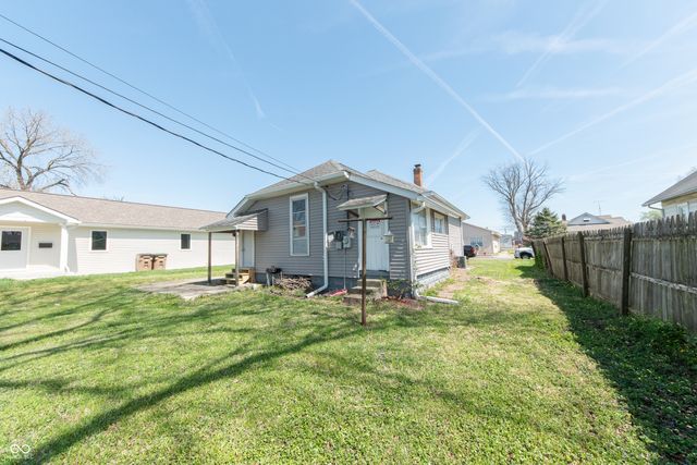 1420 Chestnut Street, Columbus, IN 47201